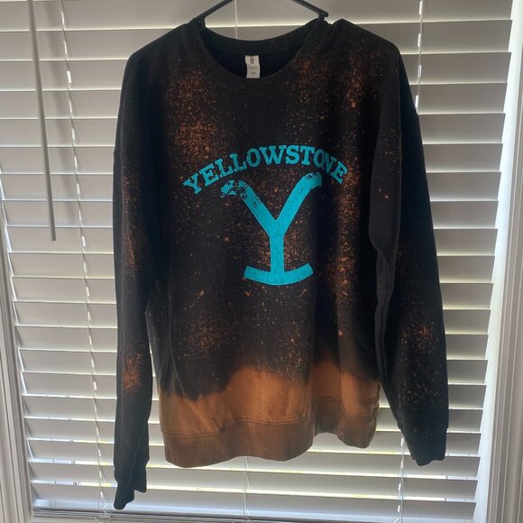 Yellowstone Sweatshirt - Picture 1 of 7